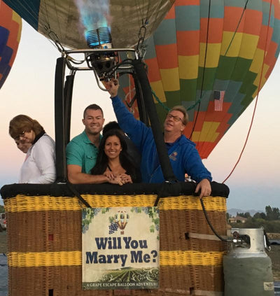 A High Flying Proposal, Justin And Lucy