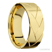 8 mm wide/Flat/14K Yellow Gold band with a machined Flatbraid pattern.