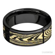 8 mm wide/Flat/Zirconium band with one 6 mm Centered inlay of 14K Yellow Gold with a laser carved Woodgrain pattern.
