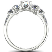 The Custom Designed of 1.66 ctw Diamond Ring